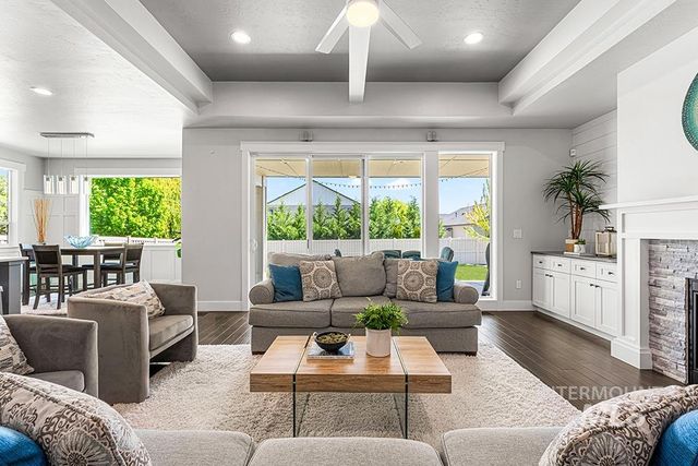 3298 S Cobble Pl, Meridian, ID 83642