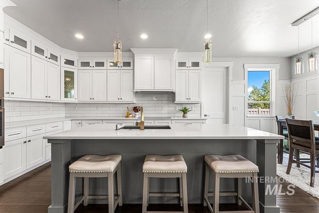 3298 S Cobble Pl, Meridian, ID 83642