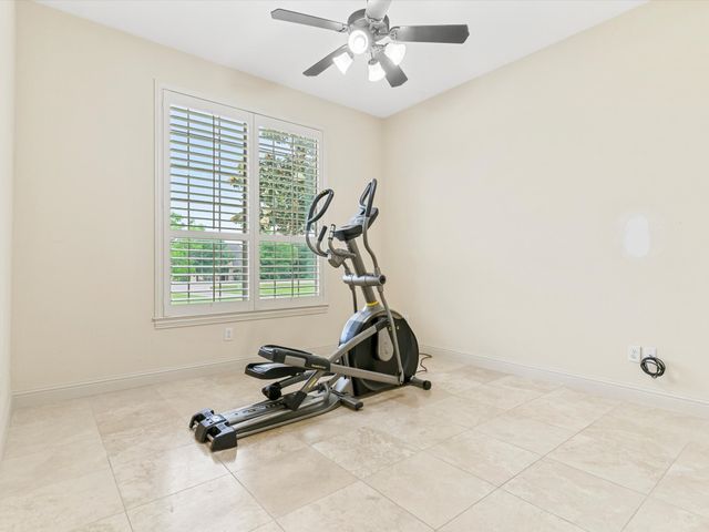 407 W Aurora Vista Trail, Aurora, TX 76078