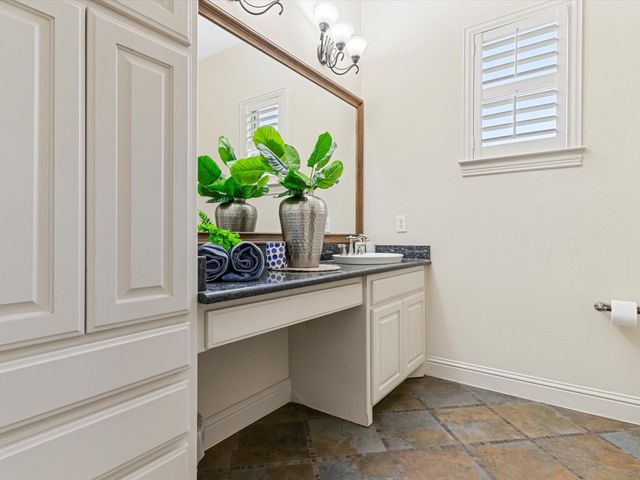 407 W Aurora Vista Trail, Aurora, TX 76078