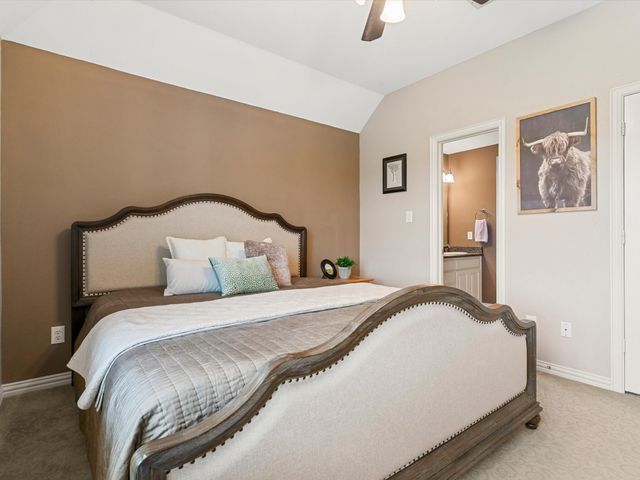 407 W Aurora Vista Trail, Aurora, TX 76078