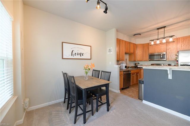 105 Hale CIR, Yorktown, VA 23690