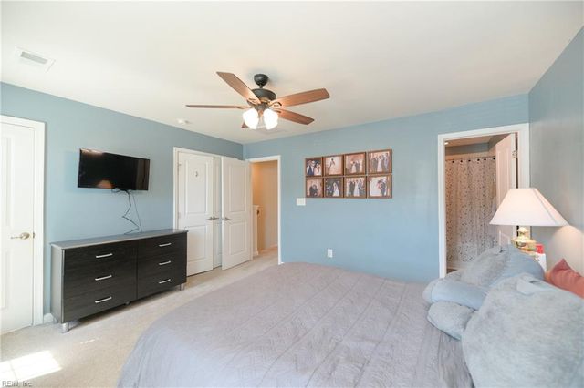 105 Hale CIR, Yorktown, VA 23690