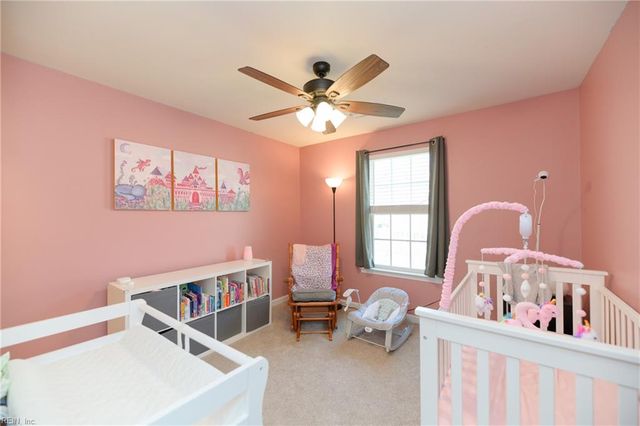 105 Hale CIR, Yorktown, VA 23690