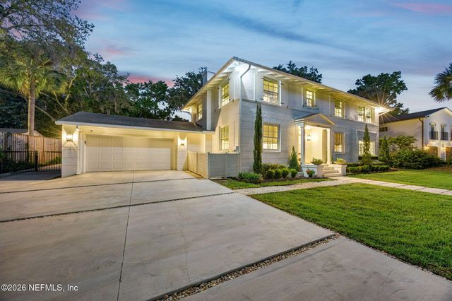 944 ELDER Lane, Jacksonville, FL 32207