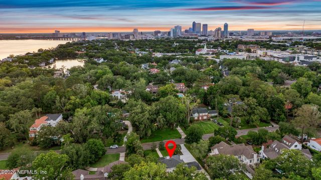 944 ELDER Lane, Jacksonville, FL 32207
