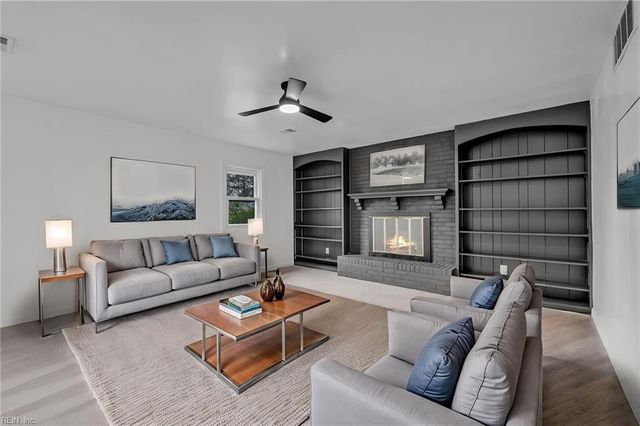 5823 Frament AVE, Norfolk, VA 23502