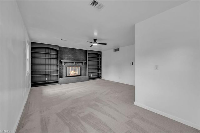 5823 Frament AVE, Norfolk, VA 23502