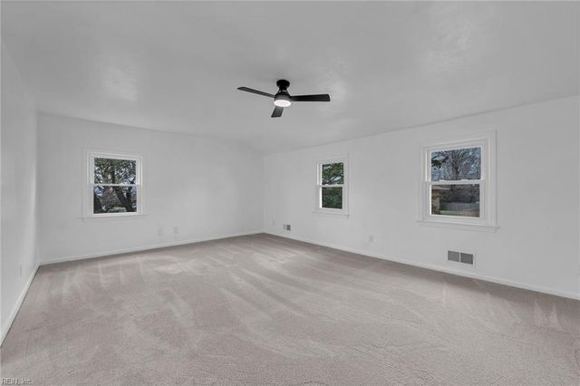 5823 Frament AVE, Norfolk, VA 23502