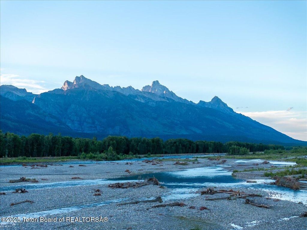 6355/6335 N RED TAIL Road, Jackson, WY 83001 photo 8