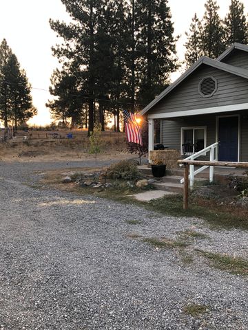 1636 Blue Pool Way, Chiloquin, OR 97624