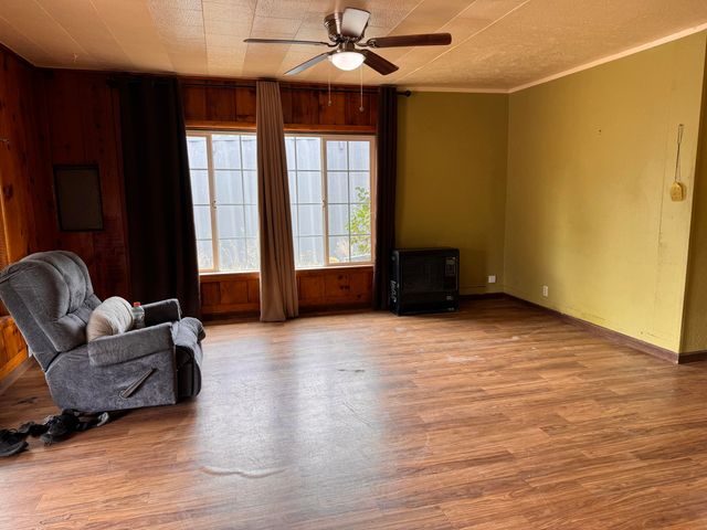 1636 Blue Pool Way, Chiloquin, OR 97624