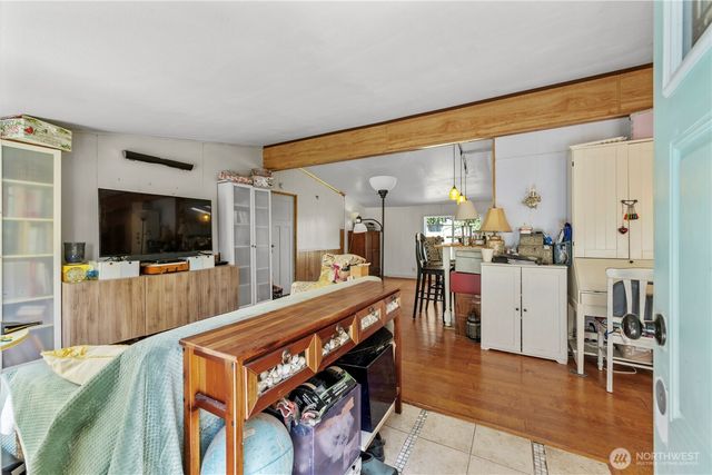 3036 Emerald Crescent Court, Camano Island, WA 98282