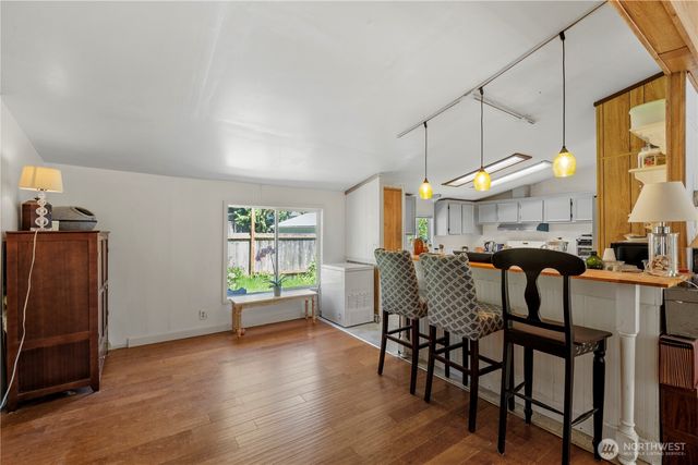 3036 Emerald Crescent Court, Camano Island, WA 98282