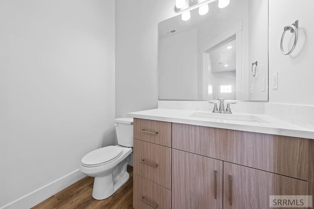 Image 7 of property listing at 569 Furrow Drive, Sugar City, ID 83448