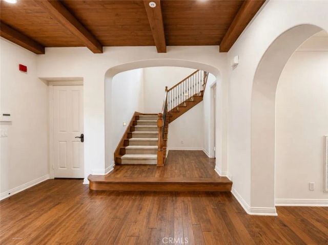 37 View, Irvine, CA 92603