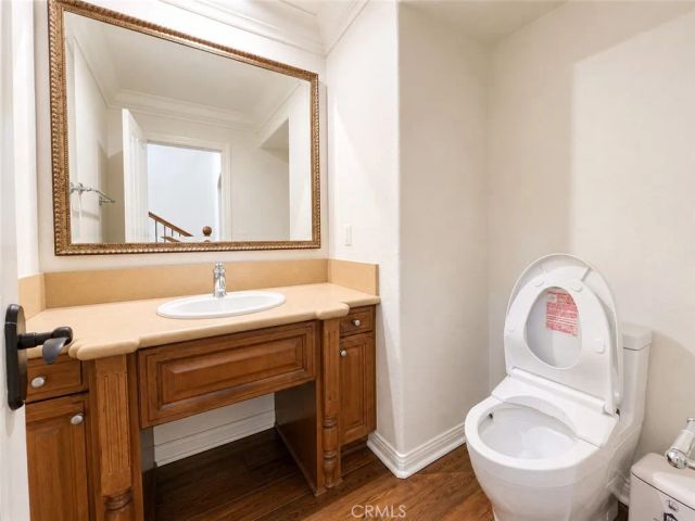 37 View, Irvine, CA 92603
