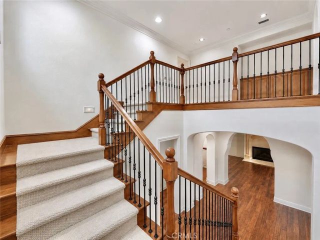 37 View, Irvine, CA 92603
