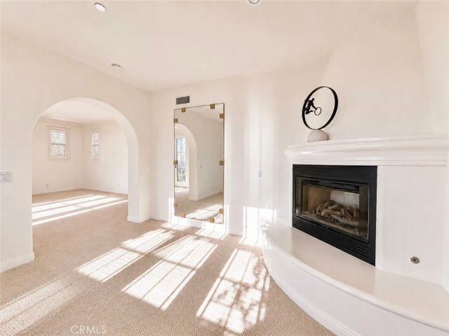 37 View, Irvine, CA 92603