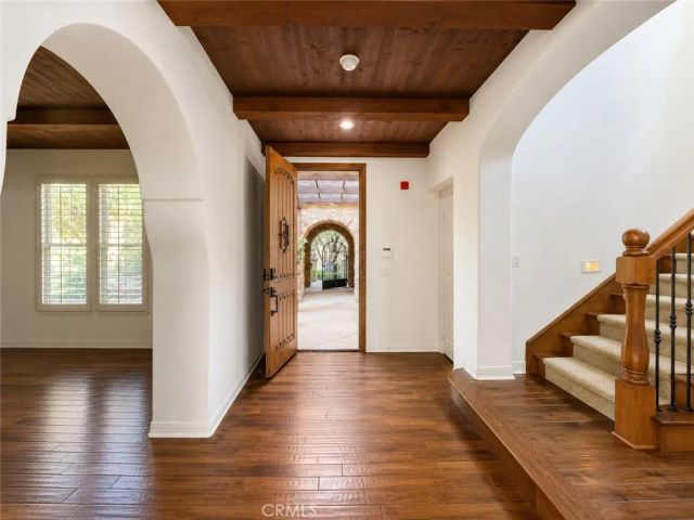 37 View, Irvine, CA 92603