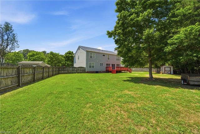 202 Vixen CT, Yorktown, VA 23693
