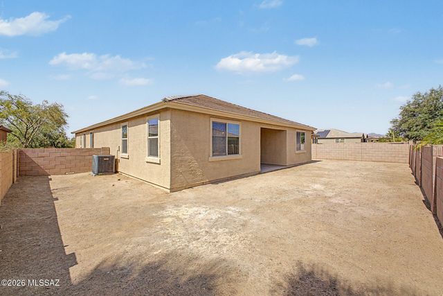 11231 W Copper Field Street, Marana, AZ 85658