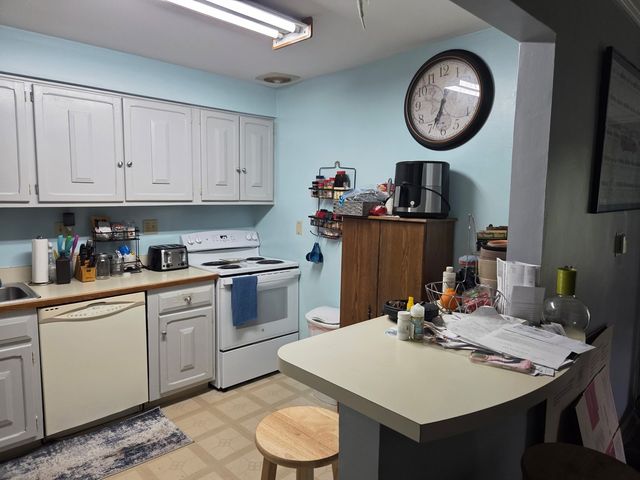707 E Falcon Drive C109, Arlington Heights, IL 60005