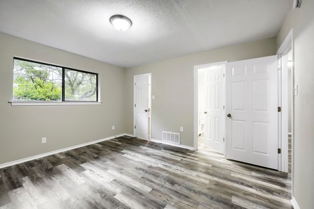 1203 Westminister Lane, Duncanville, TX 75137