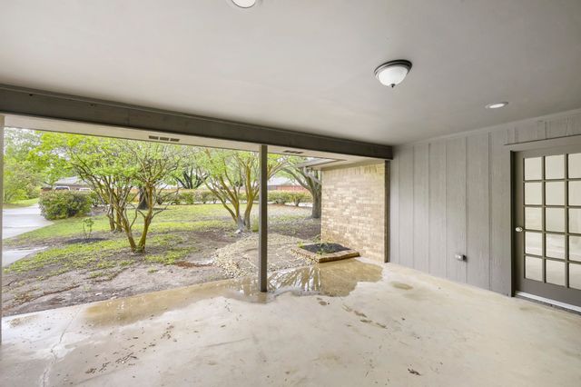 1203 Westminister Lane, Duncanville, TX 75137