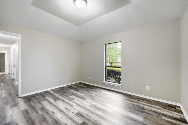 1203 Westminister Lane, Duncanville, TX 75137