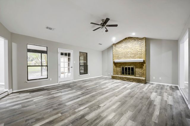 1203 Westminister Lane, Duncanville, TX 75137