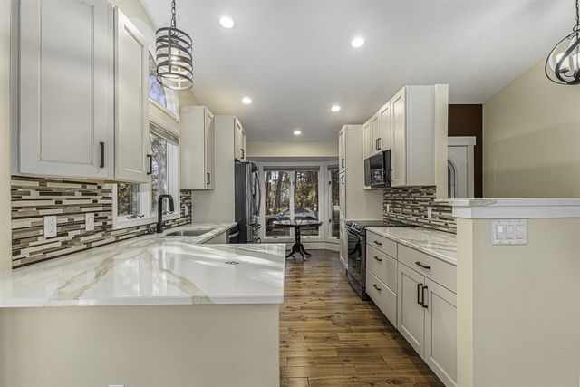 3670 Henry Street, Norton Shores, MI 49441