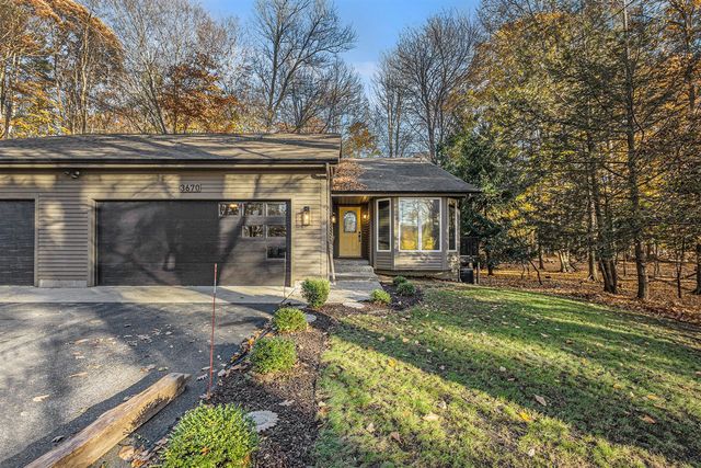 3670 Henry Street, Norton Shores, MI 49441