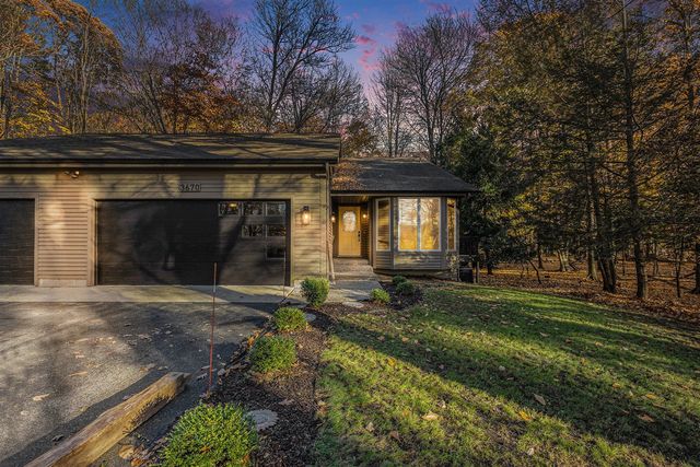 3670 Henry Street, Norton Shores, MI 49441