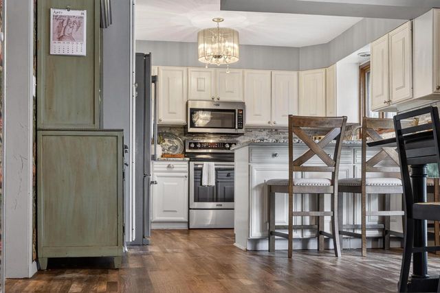183 Greenhill Circle, Milton, WI 53563