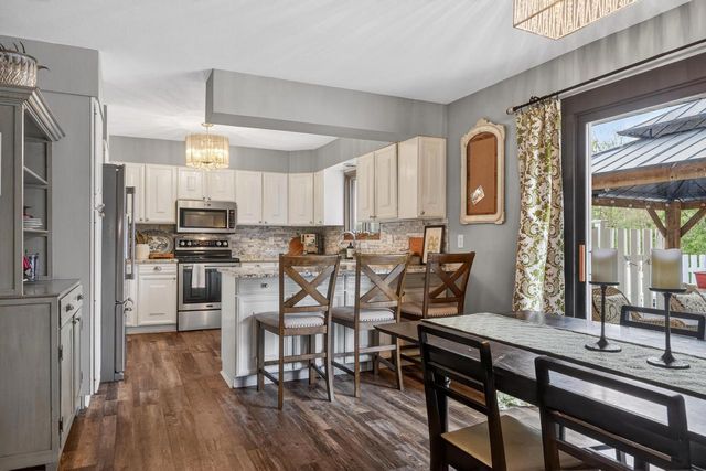 183 Greenhill Circle, Milton, WI 53563