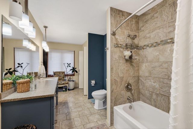 183 Greenhill Circle, Milton, WI 53563