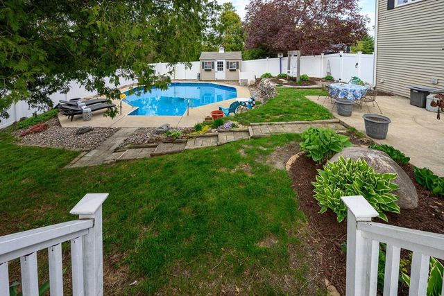 183 Greenhill Circle, Milton, WI 53563