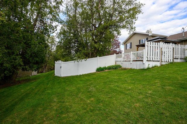 183 Greenhill Circle, Milton, WI 53563