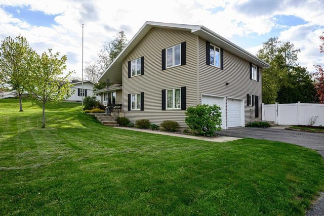 183 Greenhill Circle, Milton, WI 53563