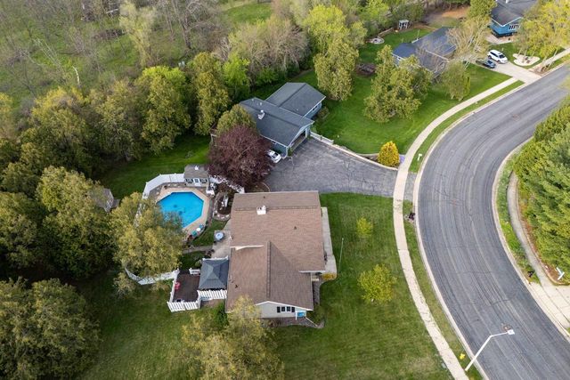 183 Greenhill Circle, Milton, WI 53563