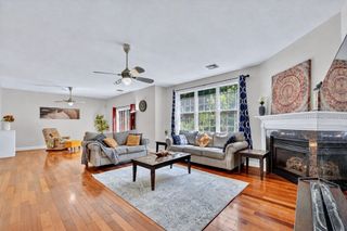 15 Evergreen Cir 15, Canton, MA 02021