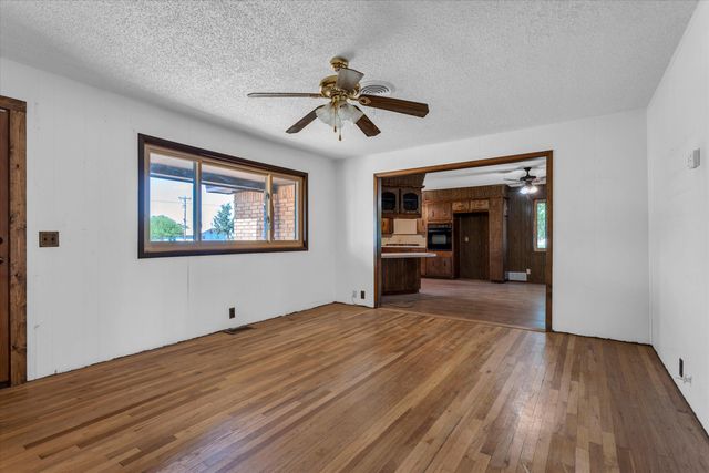 104 6th Street, Whitharral, TX 79380