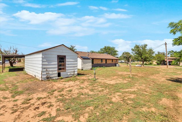 104 6th Street, Whitharral, TX 79380