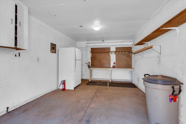 104 6th Street, Whitharral, TX 79380