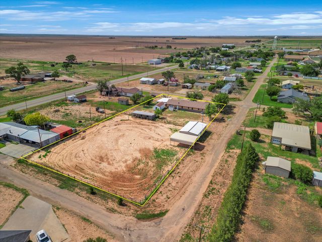 104 6th Street, Whitharral, TX 79380