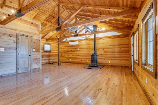 104 6th Street, Whitharral, TX 79380