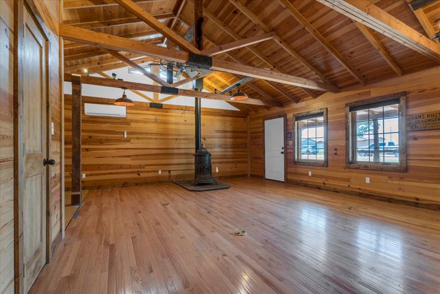 104 6th Street, Whitharral, TX 79380