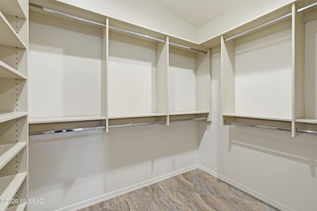 2860 S Greenside Place, Green Valley, AZ 85614