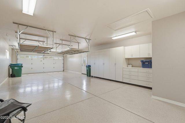 2860 S Greenside Place, Green Valley, AZ 85614